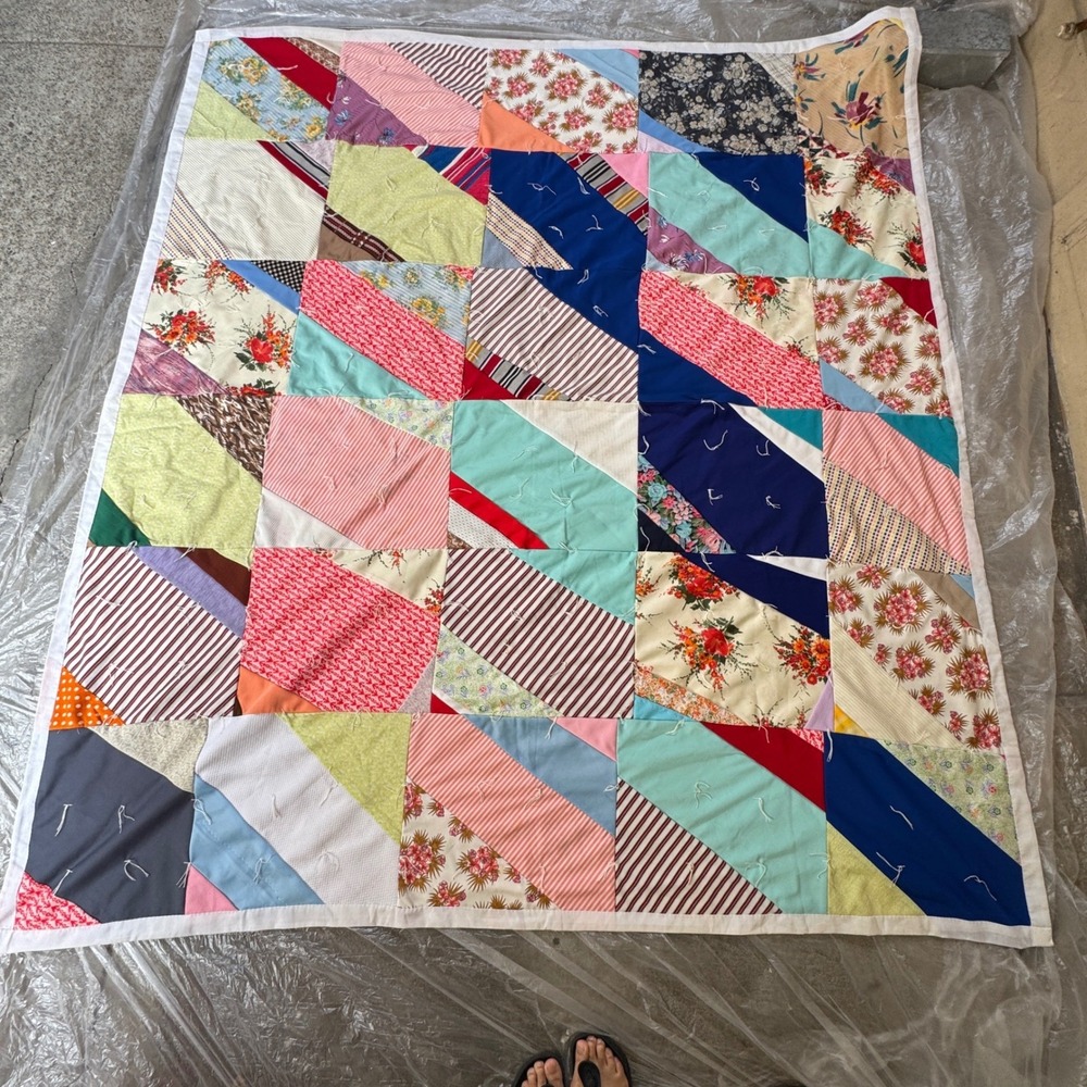 Vintage Handmade Patchwork Quilt 60s heavy blanket 84x76  Floral Stripe granny